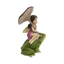 15cm Resin Fairy with Frog PSF052A