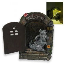 Welcoming Dragon with Solar light PR957A